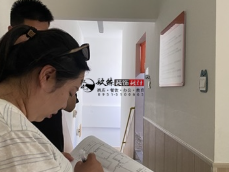同心装修公司|同心实学托管所设计装修项目现场勘查
